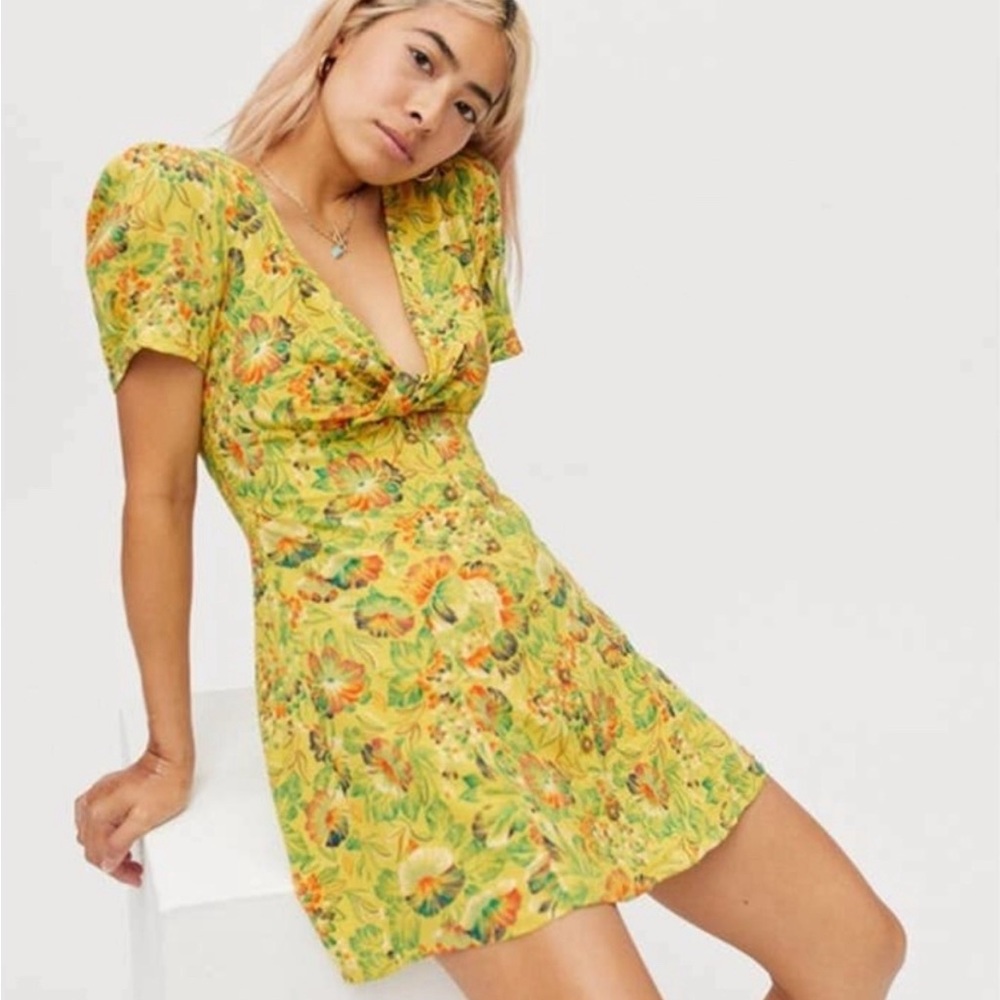 Urban outfitters floral yellow red green mini dress - Picture 2 of 4